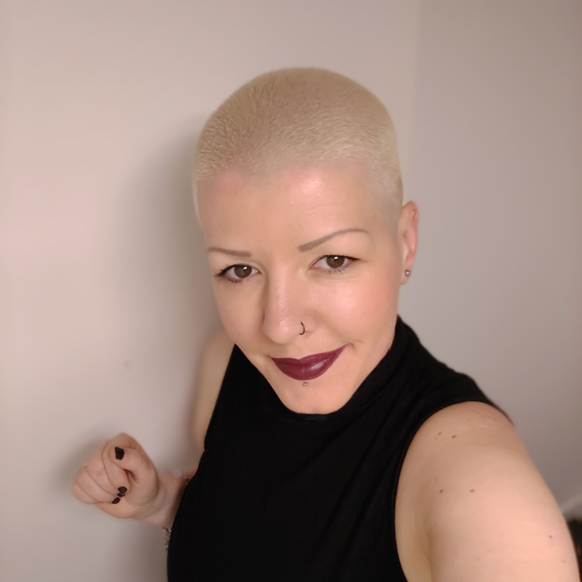 Tânia R.